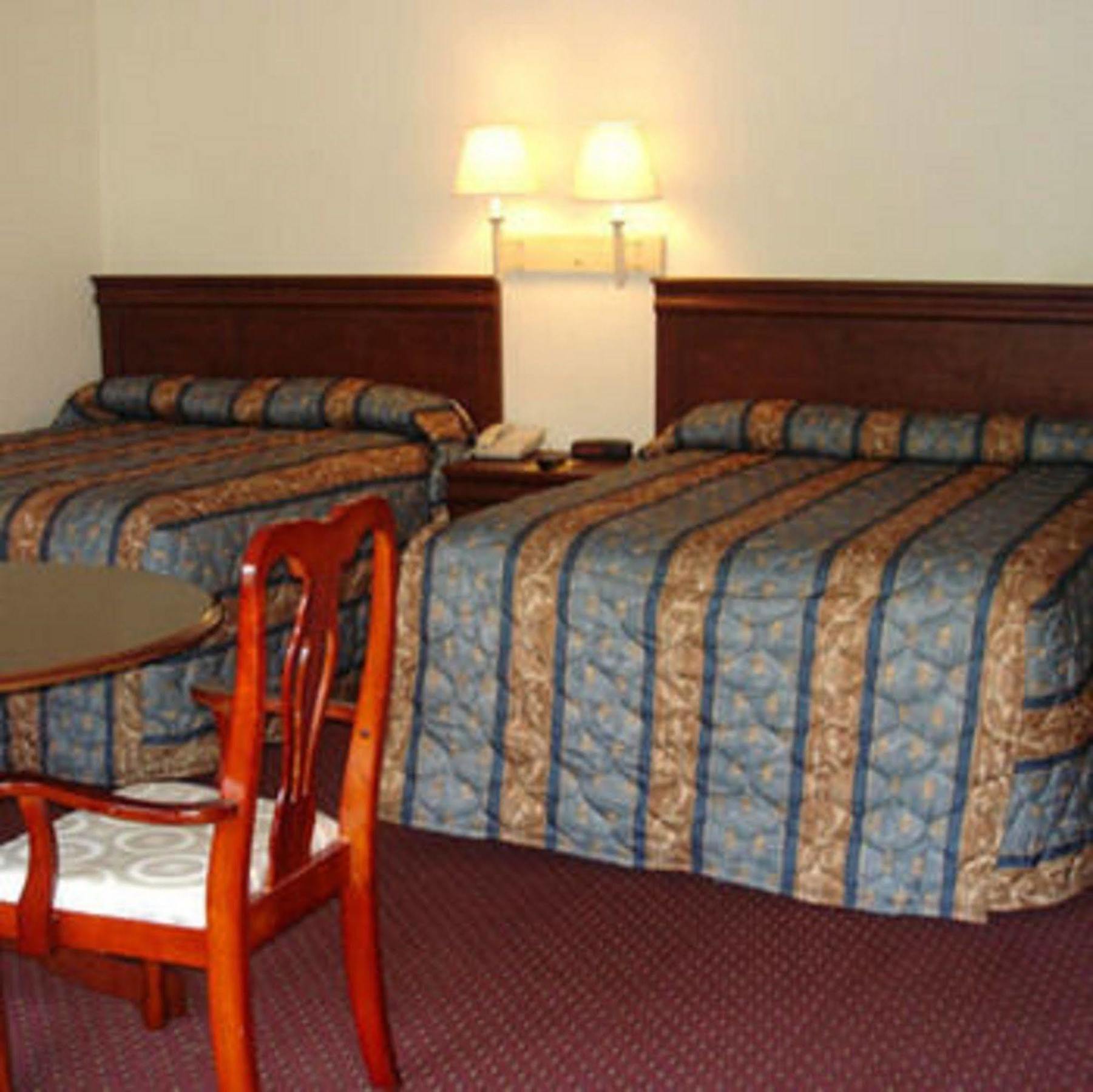 The Whispering Pines Motel- Whitestone White Stone Oda fotoğraf
